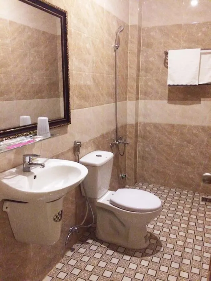 Bac Nam Hotel Danang 2*,